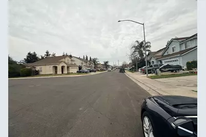 2036 Picasso Way, Stockton, CA 95206 - Photo 3