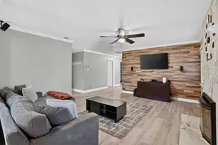 7144 Thomas Dr, North Highlands, CA 95660 - Photo 9