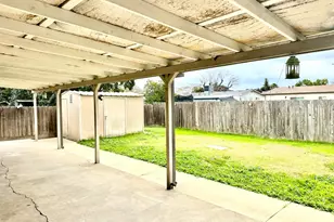 2118 W Sonoma Ave, Stockton, CA 95204 - Photo 45