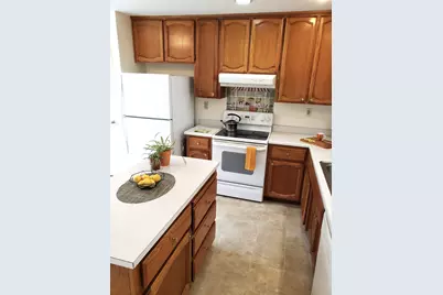 9301 Kilcolgan Way, Elk Grove, CA 95758 - Photo 17