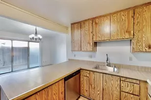 6 Topam Ct, Sacramento, CA 95833 - Photo 3