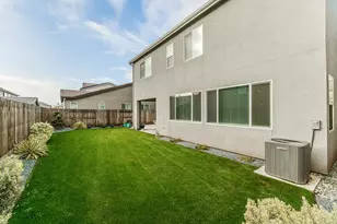 4148 Beverly Ave, Clovis, CA 93619 - Photo 33