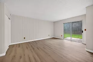 7998 Caceres Way, Sacramento, CA 95823 - Photo 9