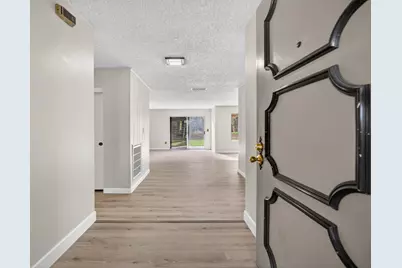 7998 Caceres Way, Sacramento, CA 95823 - Photo 15