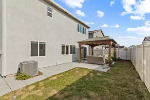 3876 Sunsetparke Way, Sacramento, CA 95834 - Photo 35