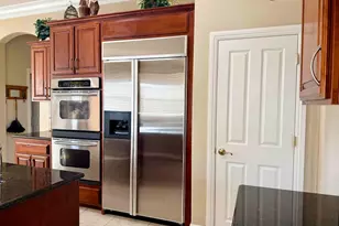 9737 Mountain Vista Cir, Elk Grove, CA 95757 - Photo 9