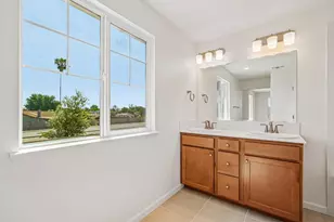 2460 Satin Leaf St, Lodi, CA 95242 - Photo 29