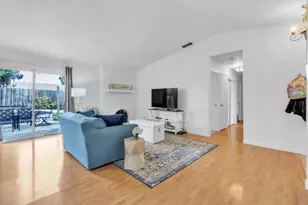 10243 Pistachio Way, Sacramento, CA 95827 - Photo 7