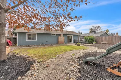 10243 Pistachio Way, Sacramento, CA 95827 - Photo 17