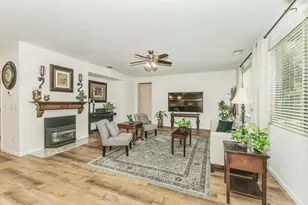 3046 Indianapolis Ave, Clovis, CA 93619 - Photo 11