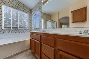 8956 E Valley Dr, Elk Grove, CA 95624 - Photo 19