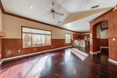 8956 E Valley Drive, Elk Grove, CA 95624 - Photo 13