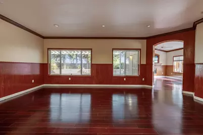 8956 E Valley Drive, Elk Grove, CA 95624 - Photo 5