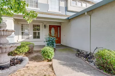 8956 E Valley Drive, Elk Grove, CA 95624 - Photo 3