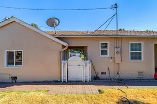 905 Roble Ave, Modesto, CA 95354 - Photo 27