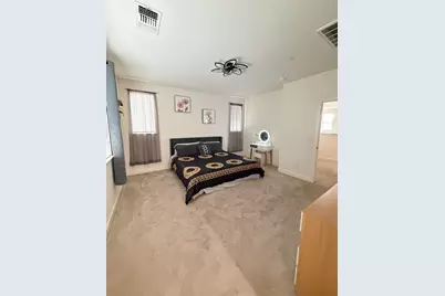 8444 Vila Gale Way, Elk Grove, CA 95757 - Photo 27