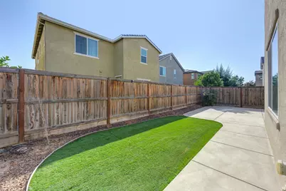 8444 Vila Gale Way, Elk Grove, CA 95757 - Photo 37