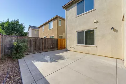 8444 Vila Gale Way, Elk Grove, CA 95757 - Photo 23