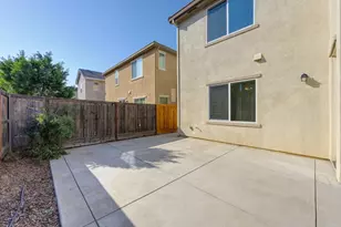 8444 Vila Gale Way, Elk Grove, CA 95757 - Photo 23