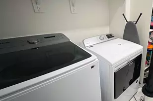 2442 Buzz Aldrin Way, Sacramento, CA 95834 - Photo 19