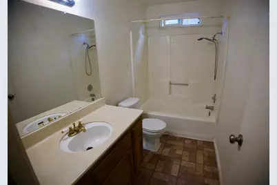 808 Mercy Avenue, Modesto, CA 95358 - Photo 7