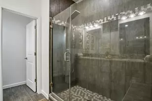 939 Dixieanne Ave, Sacramento, CA 95815 - Photo 23