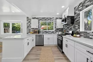 2725 Harkness St, Sacramento, CA 95818 - Photo 7