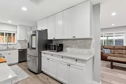 9147 La Riviera Drive, Sacramento, CA 95826 - Photo 21