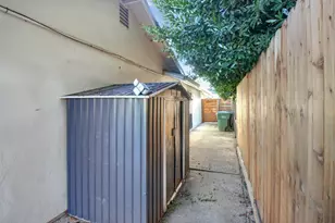 9147 La Riviera Dr, Sacramento, CA 95826 - Photo 59