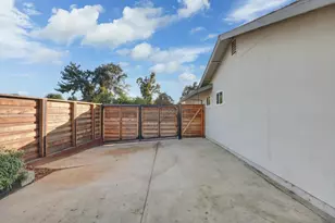 9147 La Riviera Dr, Sacramento, CA 95826 - Photo 55