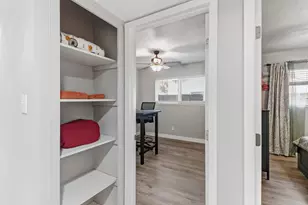 9147 La Riviera Dr, Sacramento, CA 95826 - Photo 43