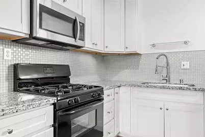 4551 Orinda Way, Sacramento, CA 95820 - Photo 11