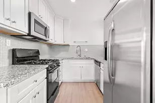 4551 Orinda Way, Sacramento, CA 95820 - Photo 9