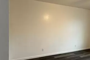 6808 Burdett Way, Sacramento, CA 95823 - Photo 9