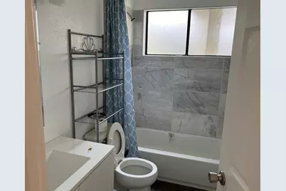 6808 Burdett Way, Sacramento, CA 95823 - Photo 13