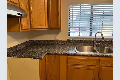 6808 Burdett Way, Sacramento, CA 95823 - Photo 5