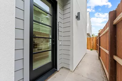 2505 W Street, Sacramento, CA 95818 - Photo 25