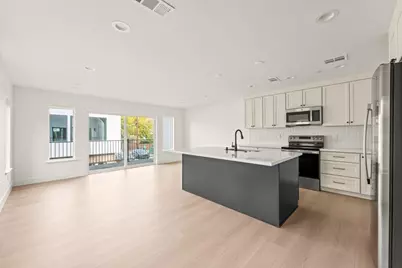 2505 W Street, Sacramento, CA 95818 - Photo 3