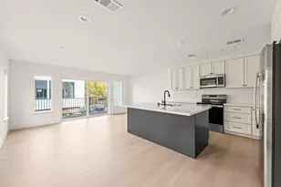 2505 W St, Sacramento, CA 95818 - Photo 3