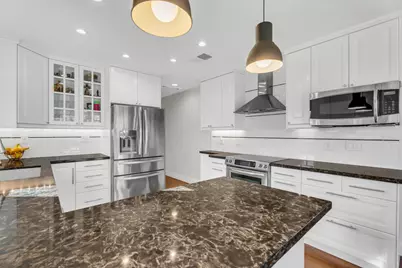 5415 Del Rio Road, Sacramento, CA 95822 - Photo 13