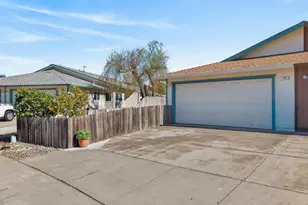 124 Muir Cir, Woodland, CA 95695 - Photo 31