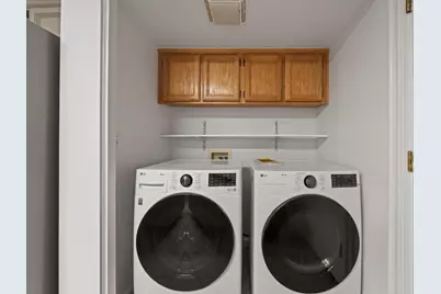 9540 S Coast Lane, Elk Grove, CA 95758 - Photo 17