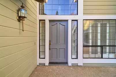 2050 Campton Circle, Gold River, CA 95670 - Photo 5