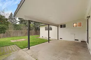 210 Ridge Dr, Lodi, CA 95240 - Photo 25
