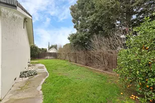 210 Ridge Dr, Lodi, CA 95240 - Photo 29