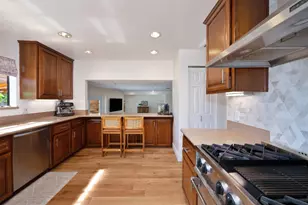 8328 Caribbean Way, Sacramento, CA 95826 - Photo 21