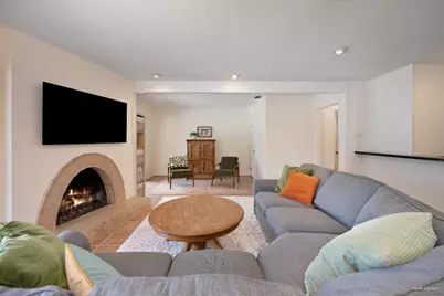 8328 Caribbean Way, Sacramento, CA 95826 - Photo 31