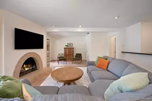 8328 Caribbean Way, Sacramento, CA 95826 - Photo 31