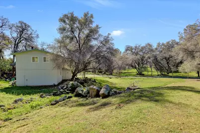 15900 Dry Creek Lane, Grass Valley, CA 95949 - Photo 75