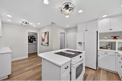 7648 Quinby Way, Sacramento, CA 95823 - Photo 19